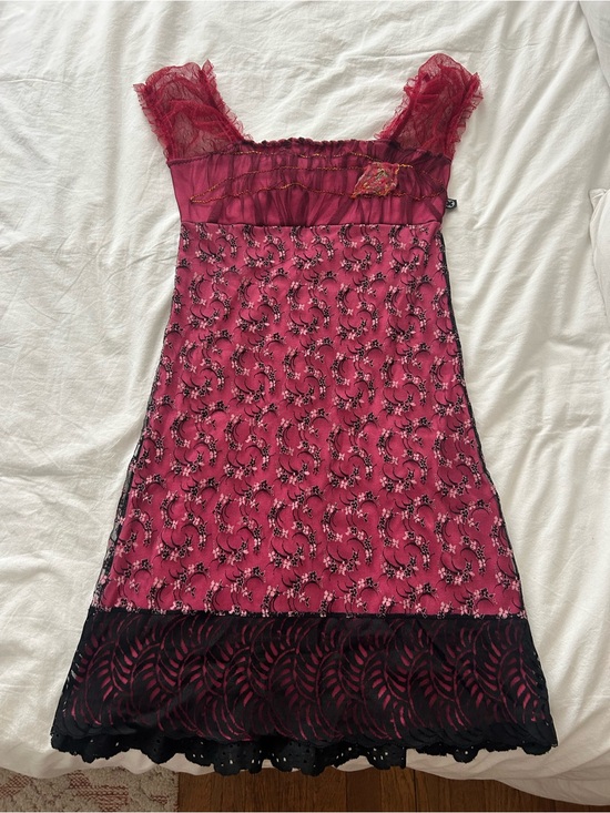 Dresses & Skirts - Vintage lace multi pattern dress